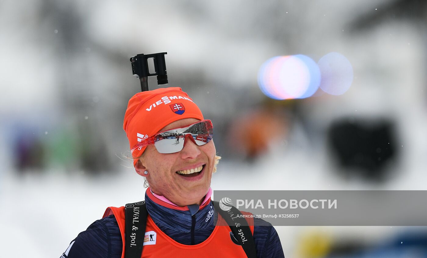 Биатлон. III этап Кубка мира. Женщины. Гонка преследования