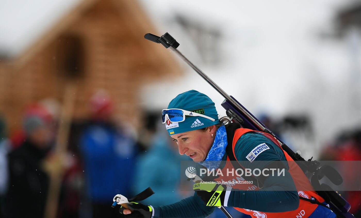 Биатлон. III этап Кубка мира. Женщины. Гонка преследования