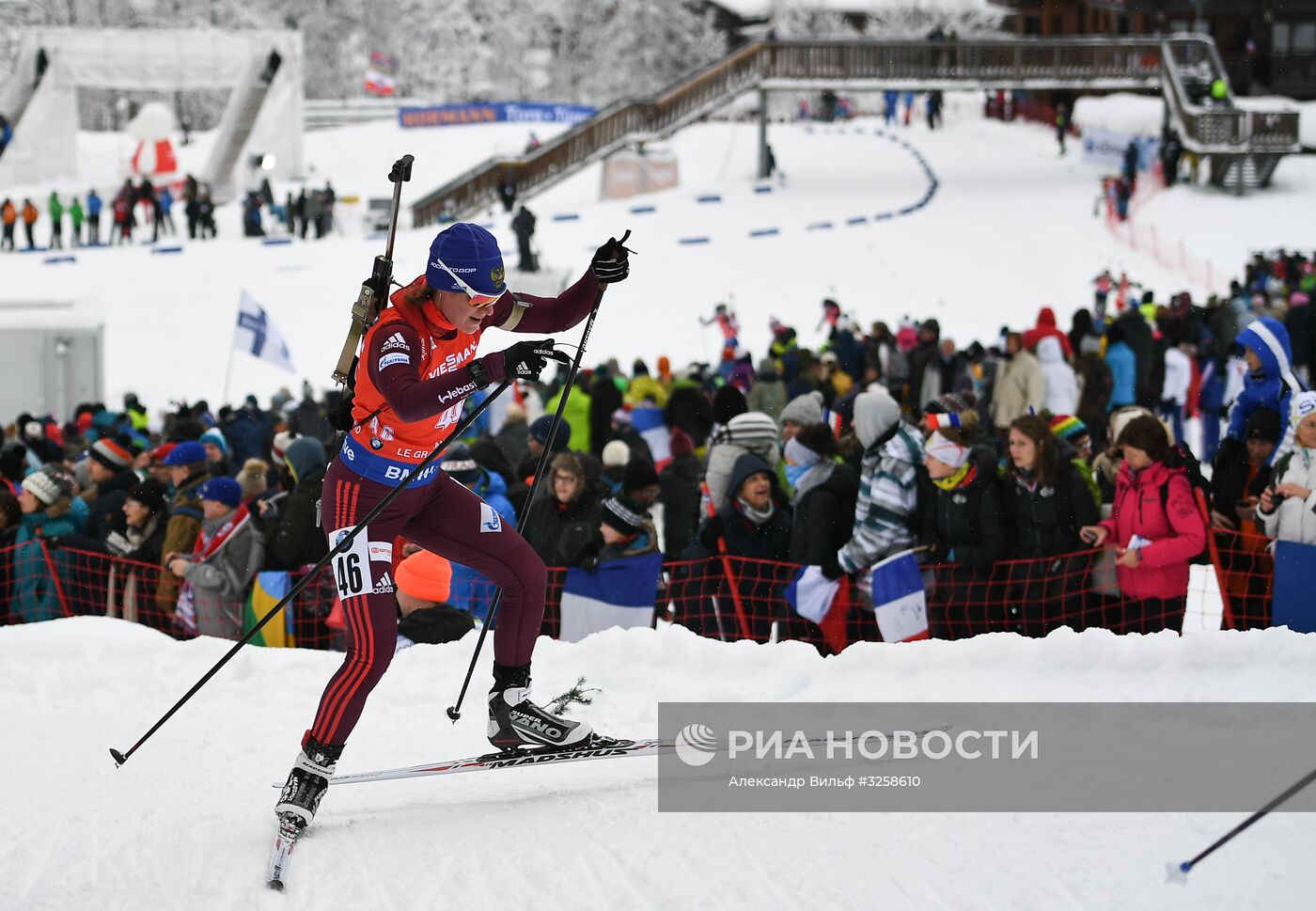Биатлон. III этап Кубка мира. Женщины. Гонка преследования