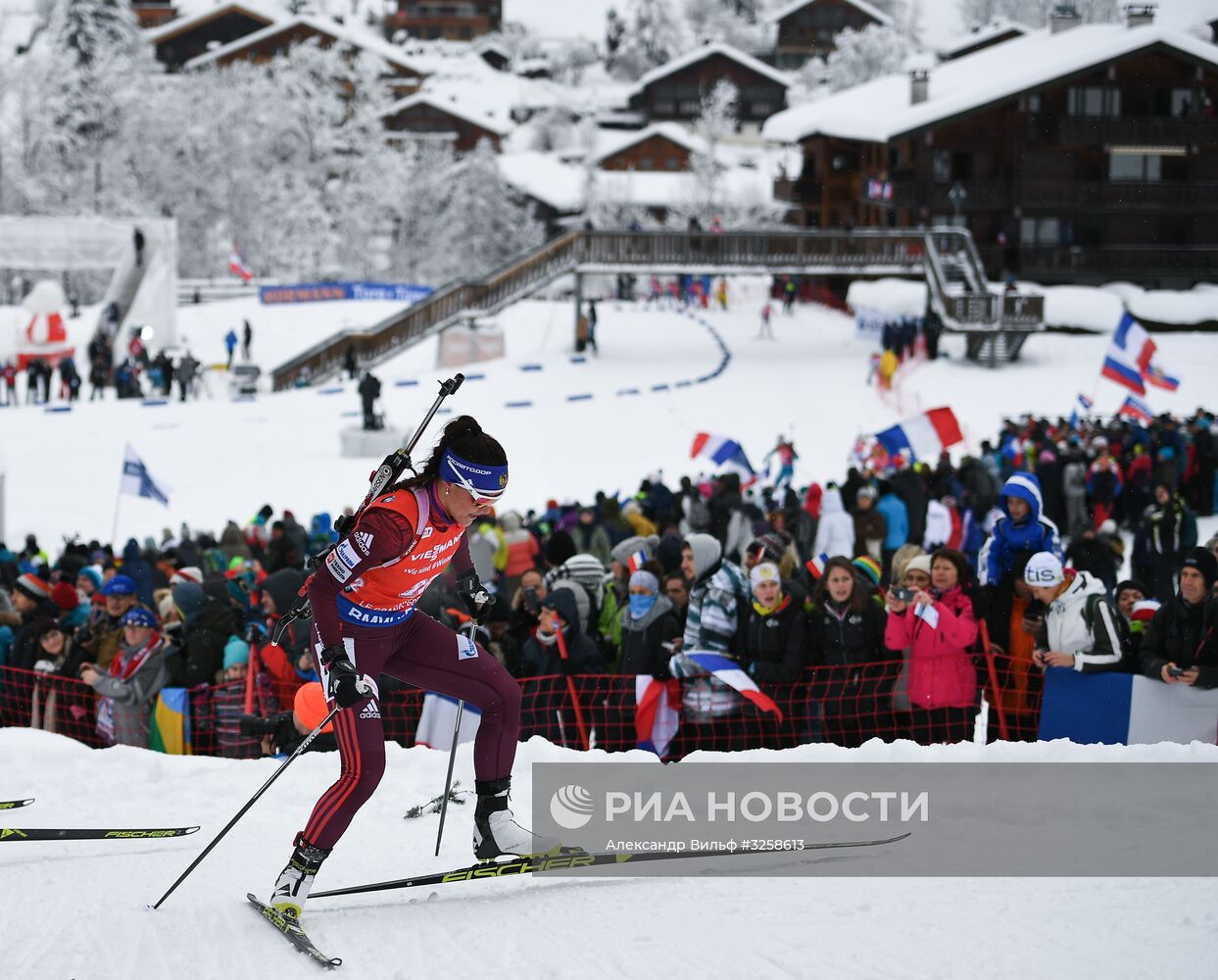 Биатлон. III этап Кубка мира. Женщины. Гонка преследования