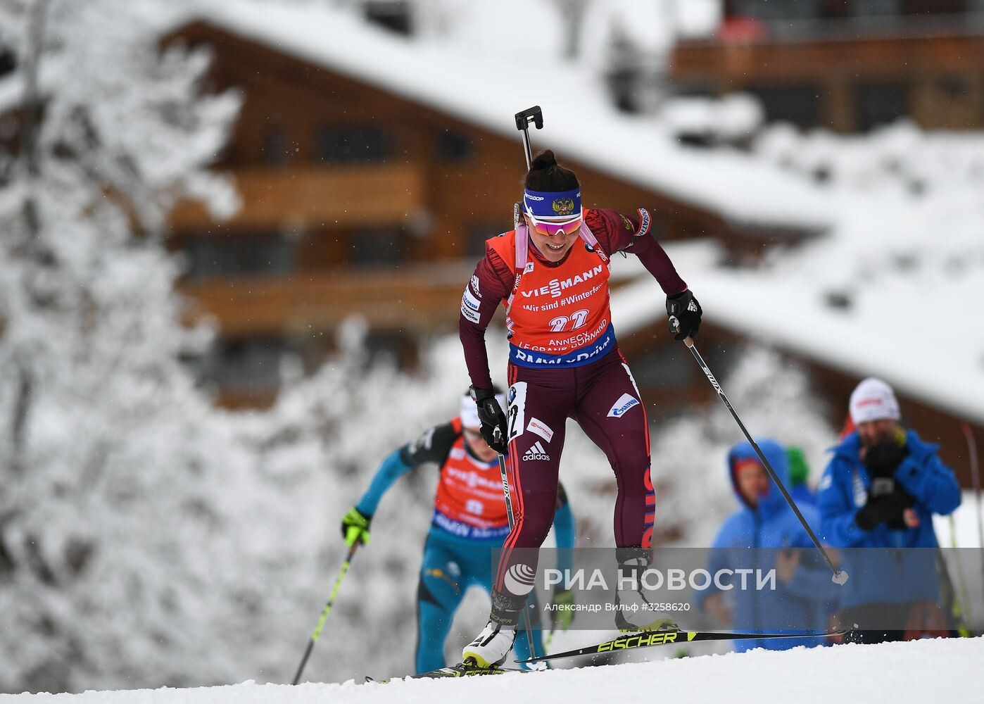 Биатлон. III этап Кубка мира. Женщины. Гонка преследования