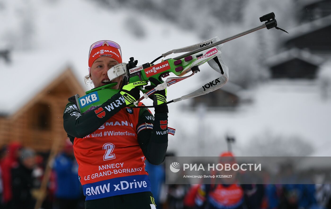 Биатлон. III этап Кубка мира. Женщины. Гонка преследования