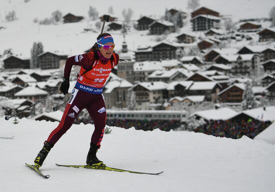 Биатлон. III этап Кубка мира. Женщины. Гонка преследования