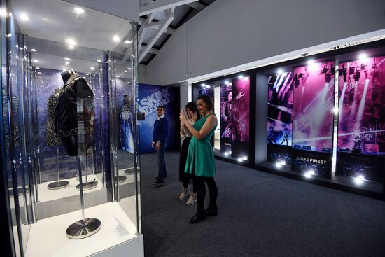 Экспозиция музея Grammy в Смоленском пассаже