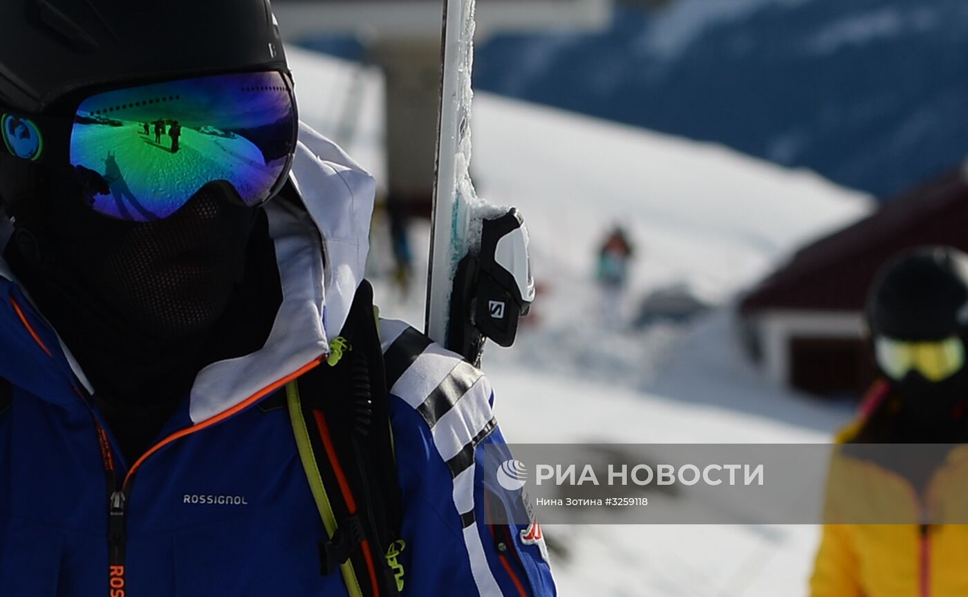 Открытие сезона на горнолыжном курорте "Роза Хутор" в Сочи