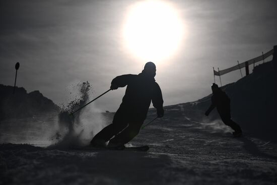 Открытие сезона на горнолыжном курорте "Роза Хутор" в Сочи