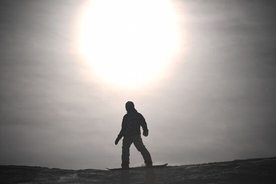 Открытие сезона на горнолыжном курорте "Роза Хутор" в Сочи