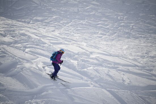 Открытие сезона на горнолыжном курорте "Роза Хутор" в Сочи