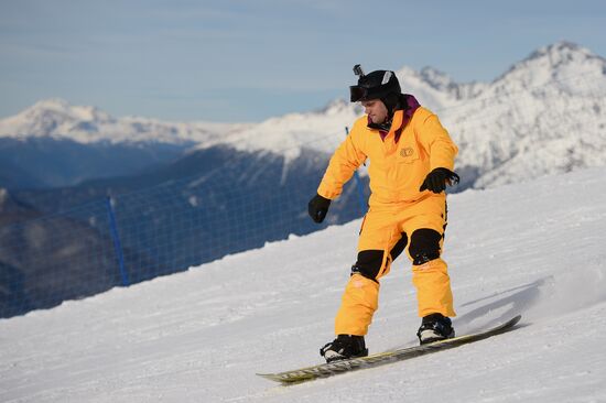 Открытие сезона на горнолыжном курорте "Роза Хутор" в Сочи