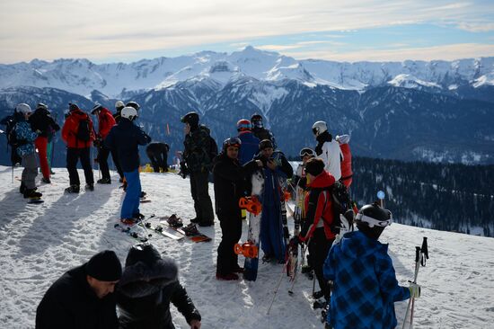 Открытие сезона на горнолыжном курорте "Роза Хутор" в Сочи
