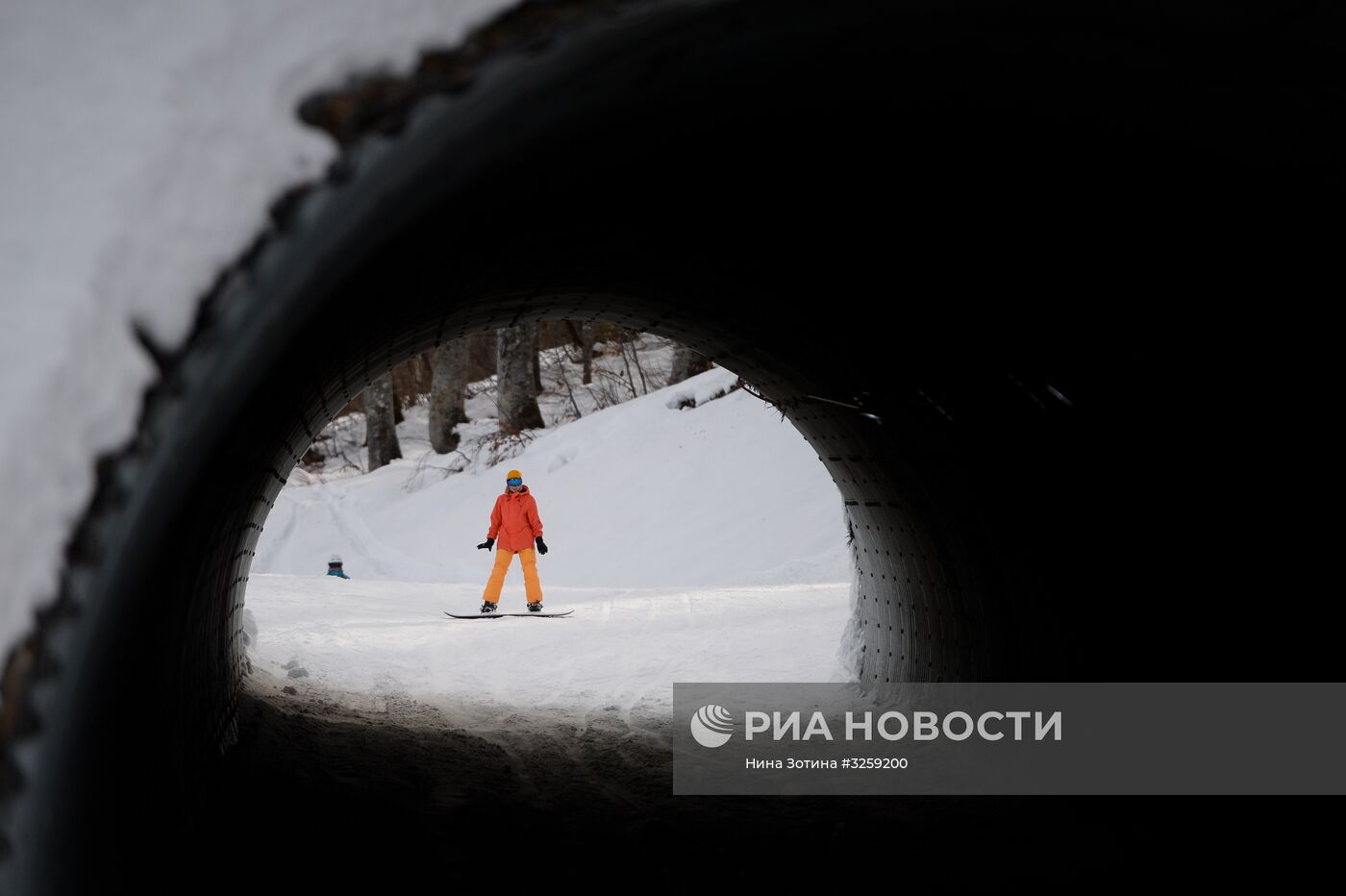 Открытие сезона на горнолыжном курорте "Роза Хутор" в Сочи