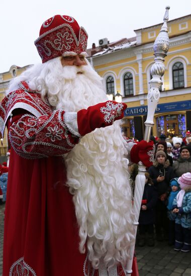Шествие Дедов Морозов в Рыбинске