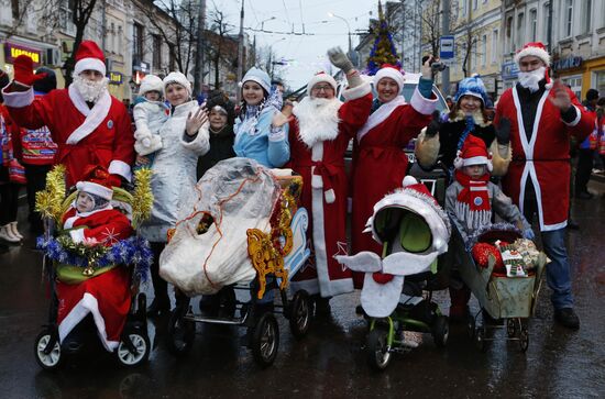 Шествие Дедов Морозов в Рыбинске