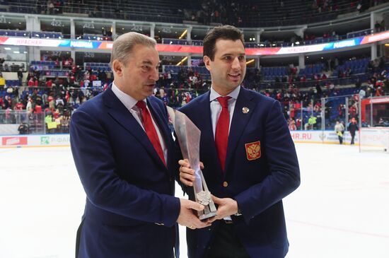 Хоккей. Кубок Первого канала. Матч Россия - Финляндия