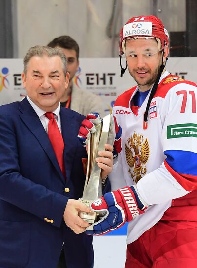 Хоккей. Кубок Первого канала. Матч Россия - Финляндия