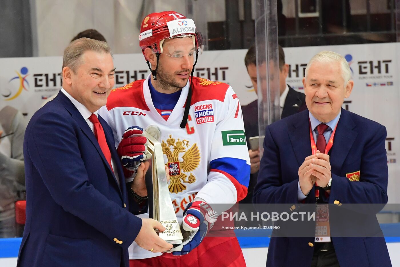 Хоккей. Кубок Первого канала. Матч Россия - Финляндия