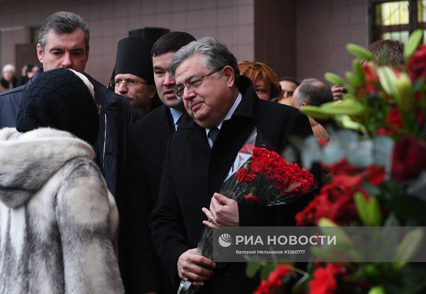 Открытие мемориальной доски Андрею Карлову в Москве