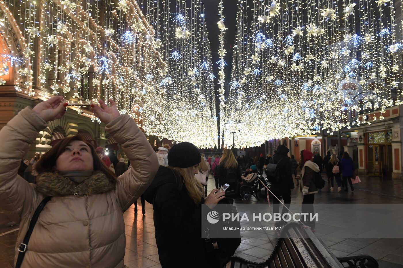 Новогодняя иллюминация в Москве