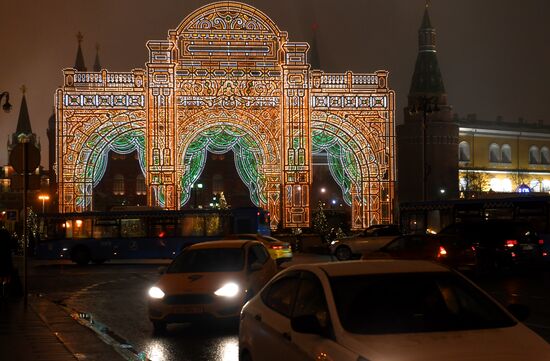 Новогодняя иллюминация в Москве