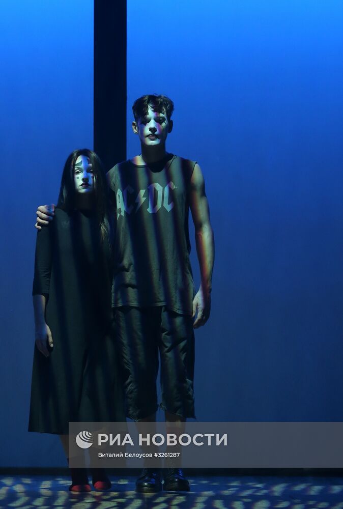 Музыкальный мультимедийный спектакль "Черт, солдат и скрипка"