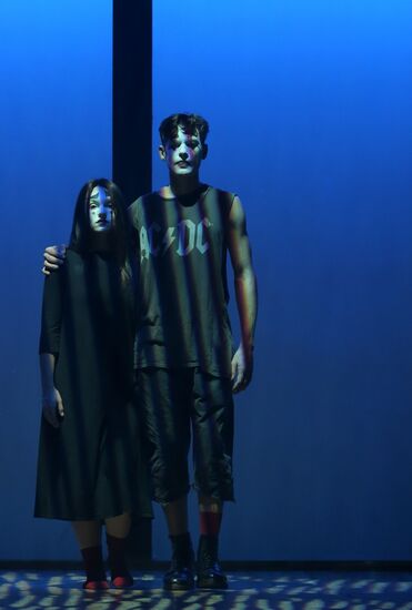 Музыкальный мультимедийный спектакль "Черт, солдат и скрипка"