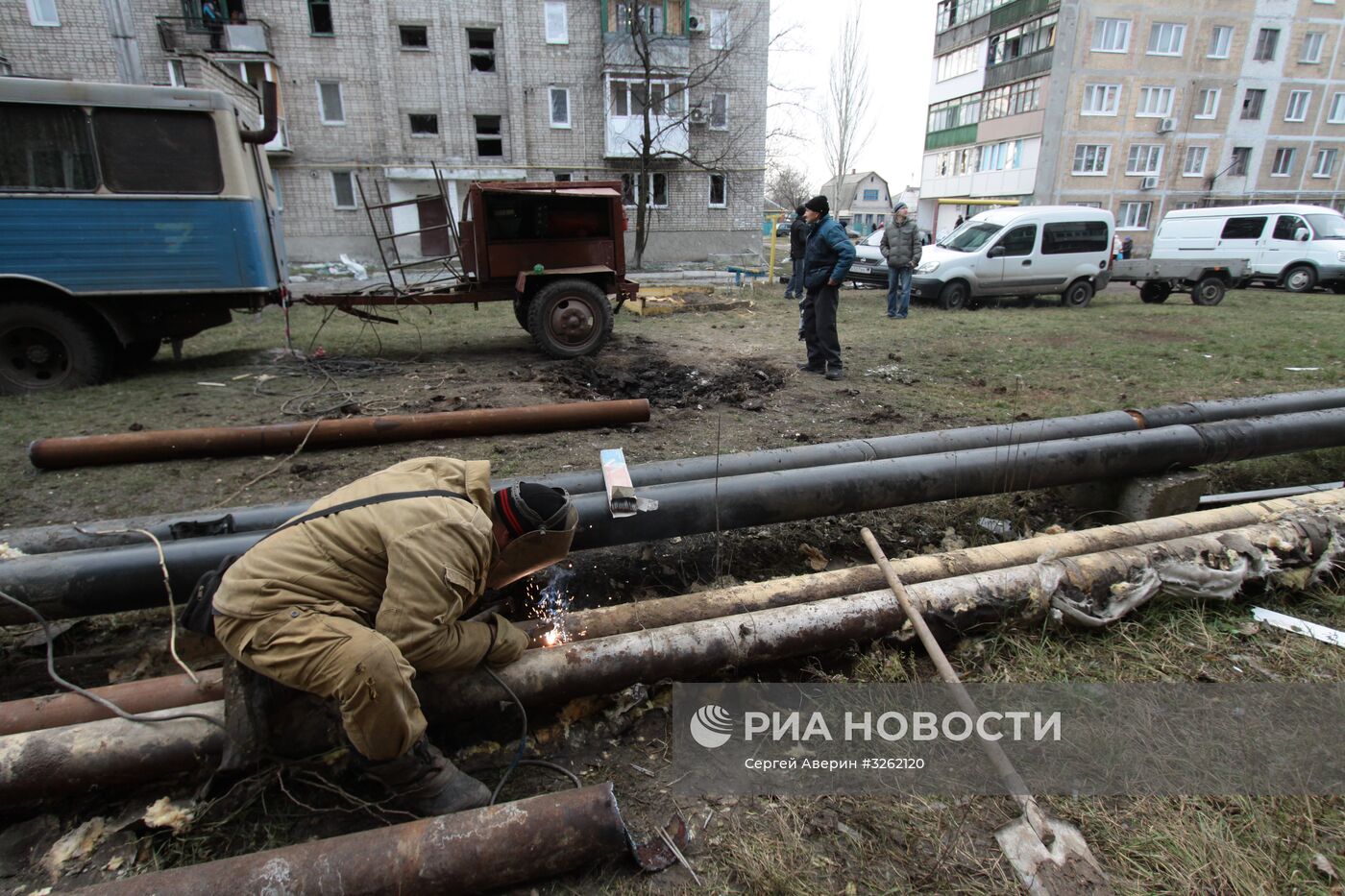 Последствия обстрела в Донецкой области