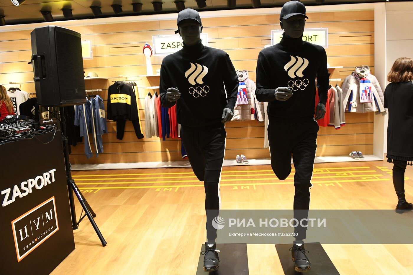 Открытие pop-up-корнера бренда ZASPORT в ЦУМе