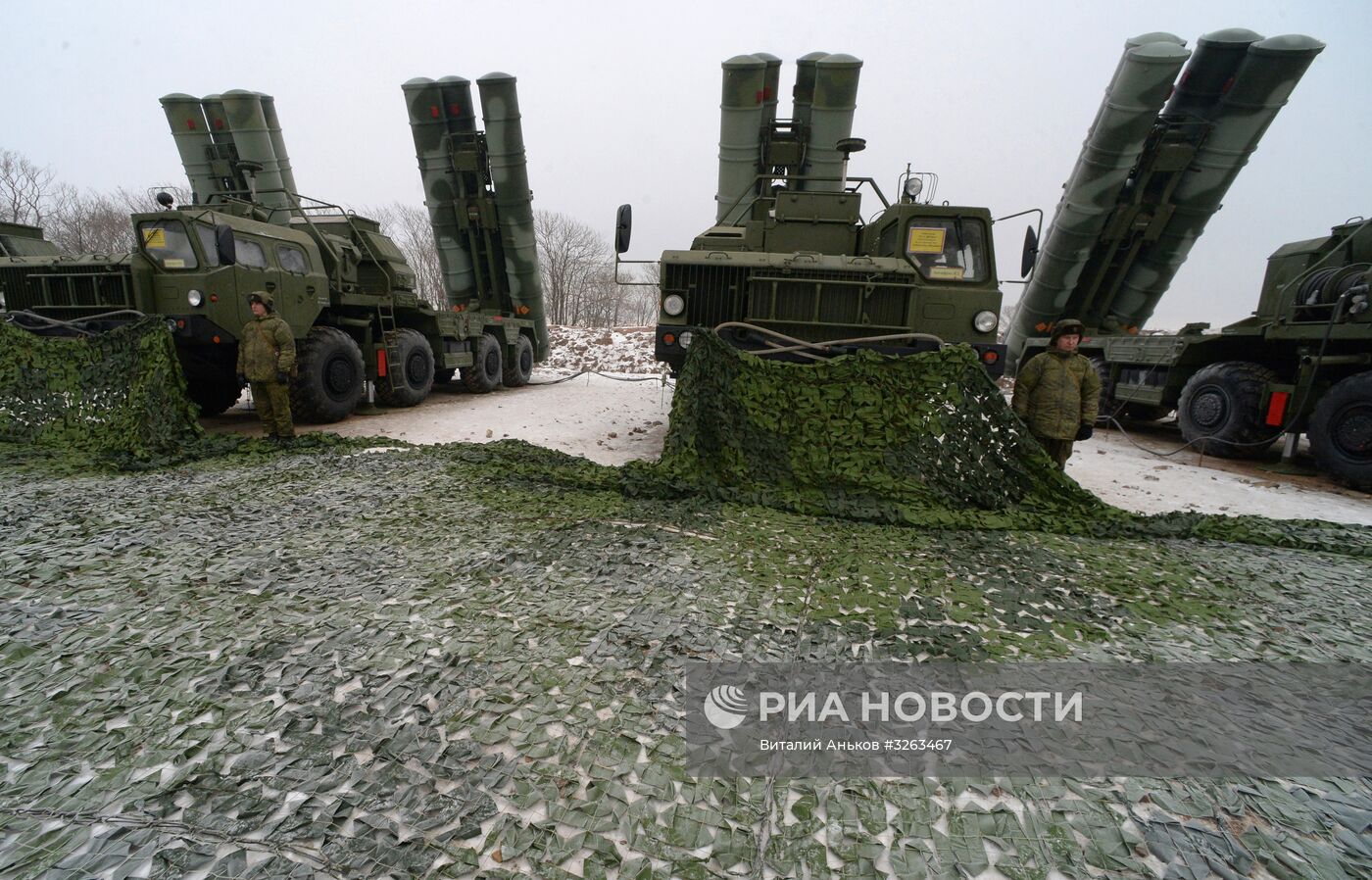 Дивизион ЗРК С-400 заступил на боевое дежурство в районе Владивостока