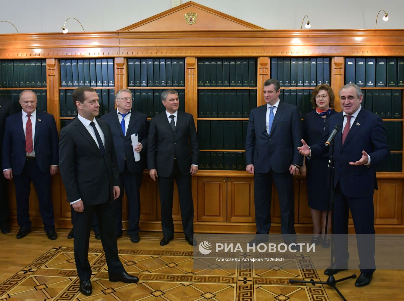 Премьер-министр РФ Д. Медведев посетил Госдуму РФ