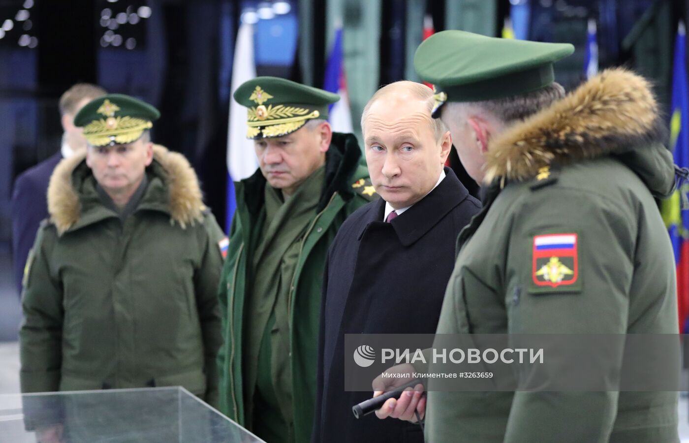 Президент РФ В. Путин посетил Военную академию РВСН им. Петра Великого