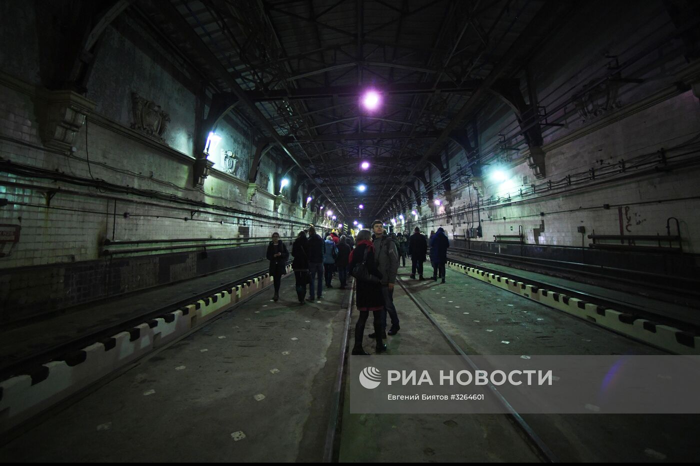 Акция "Ночь в метро" в Москве