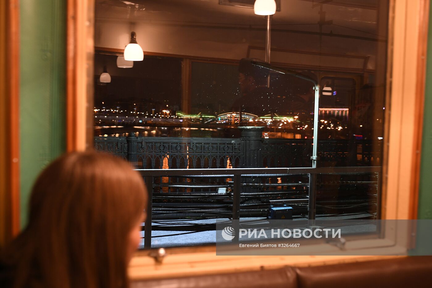 Акция "Ночь в метро" в Москве