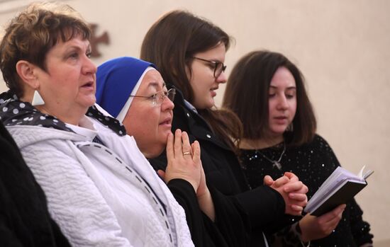 Празднование католического Рождества в России