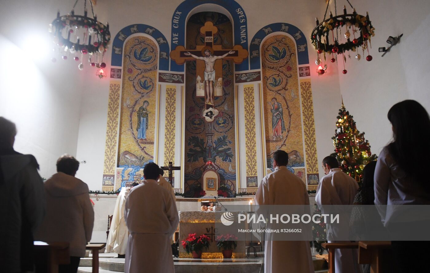 Празднование католического Рождества в России