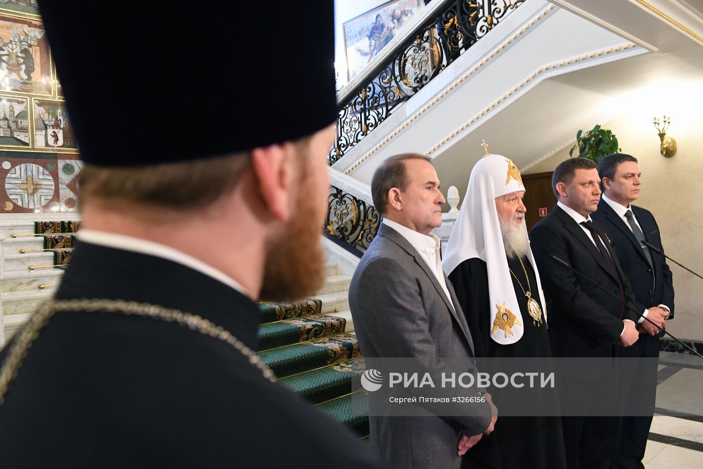 Патриарх Кирилл провел встречу по вопросу обмена пленными в Донбассе