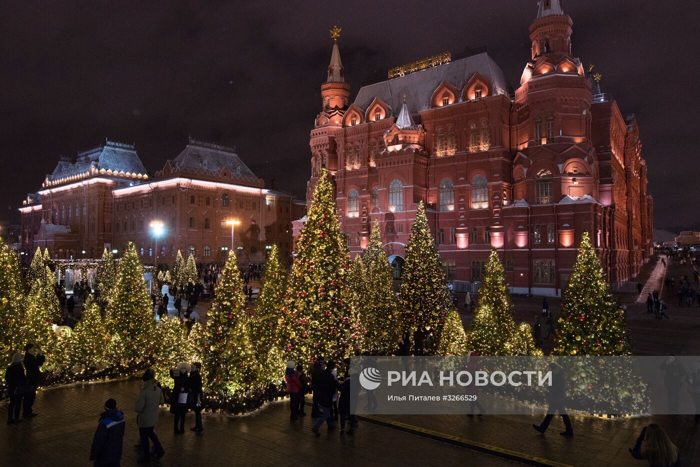 Предновогодняя Москва