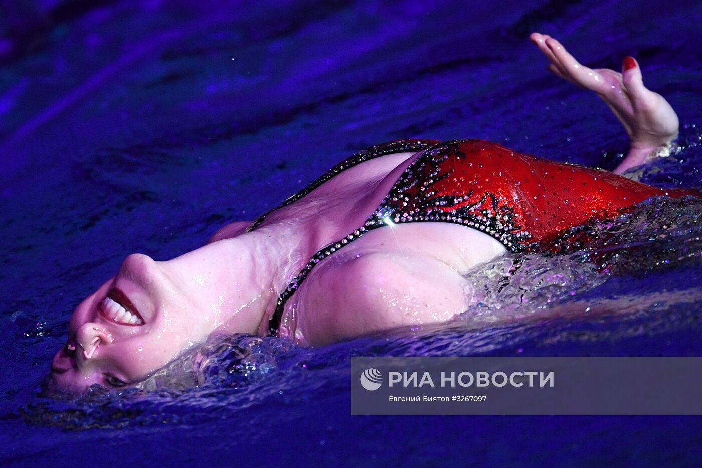 Шоу олимпийских чемпионов по синхронному плаванию "20 лет побед"