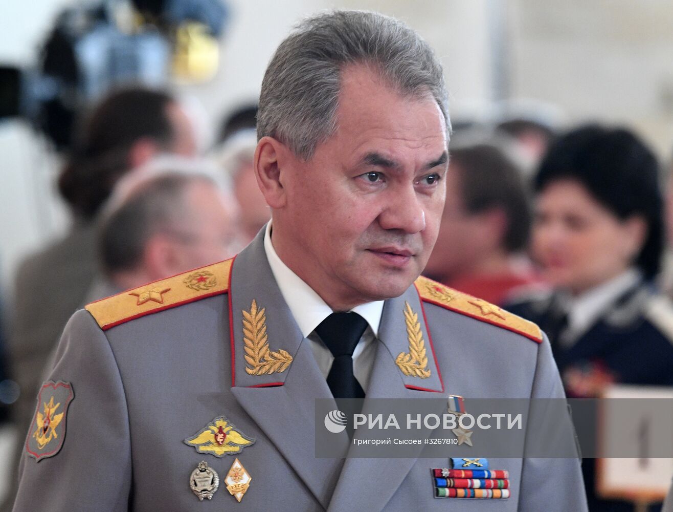 Президент РФ В. Путин встретился с военнослужащими, участвовавшими в операции в Сирии