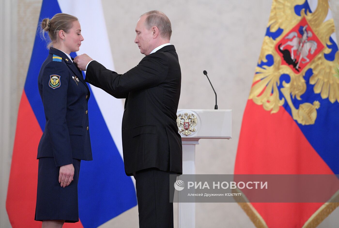 Президент РФ В. Путин встретился с военнослужащими, участвовавшими в операции в Сирии