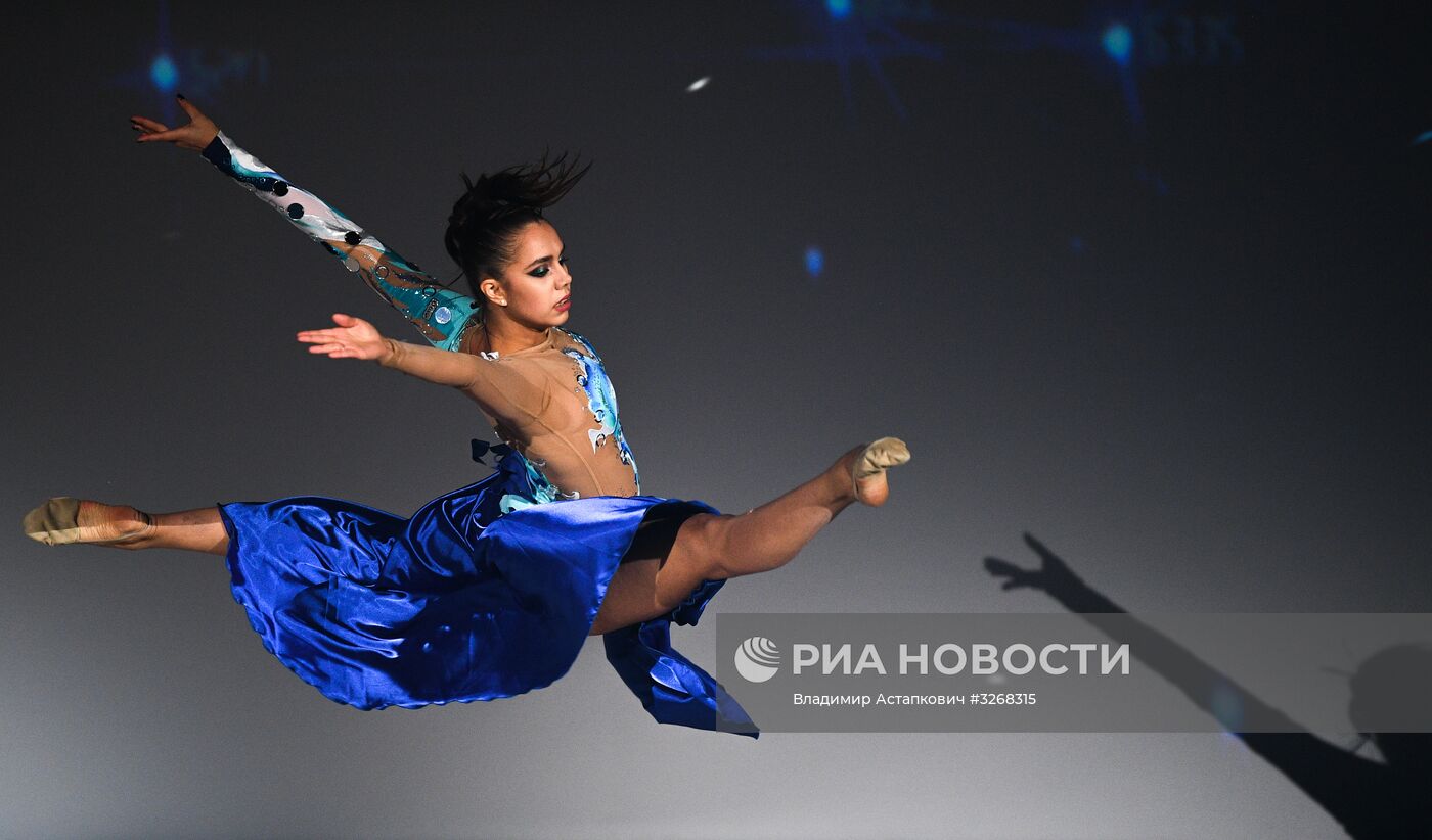 Новогоднее шоу Олимпийских чемпионов "За спорт! Город будущего"