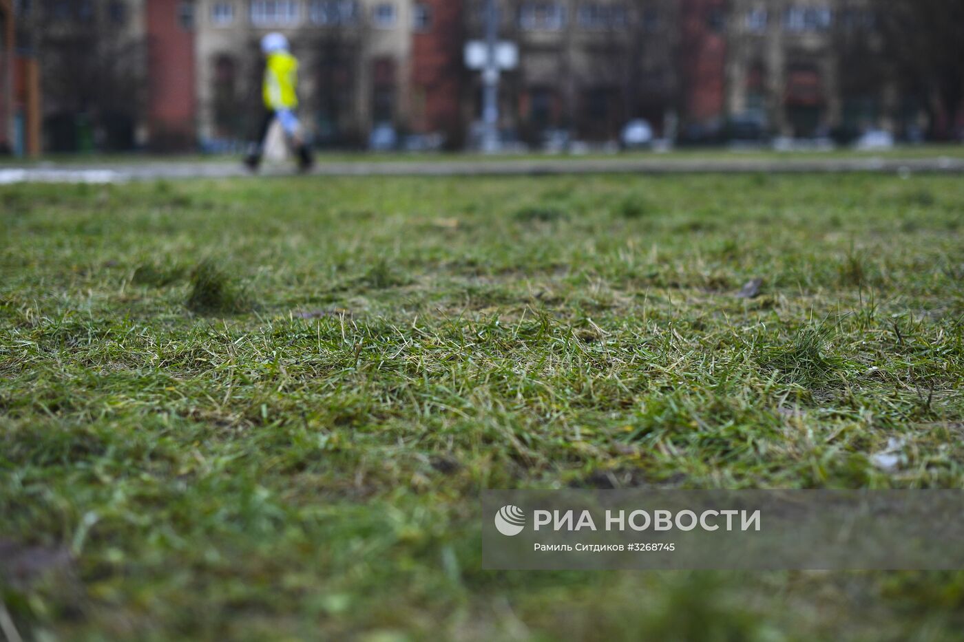 Аномально теплая погода в Москве