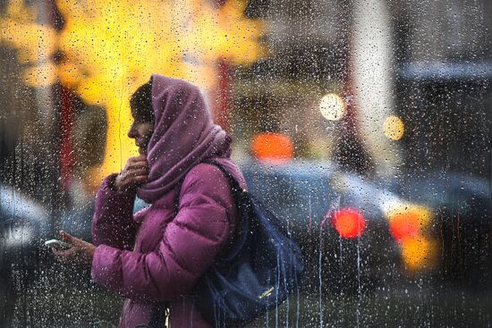 Аномально теплая погода в Москве