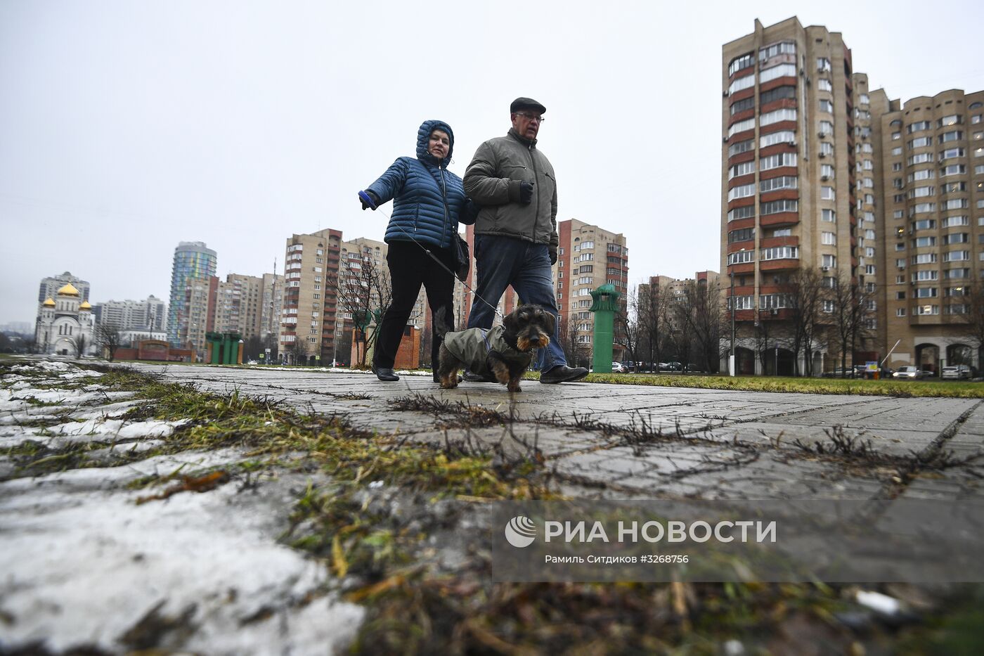 Аномально теплая погода в Москве