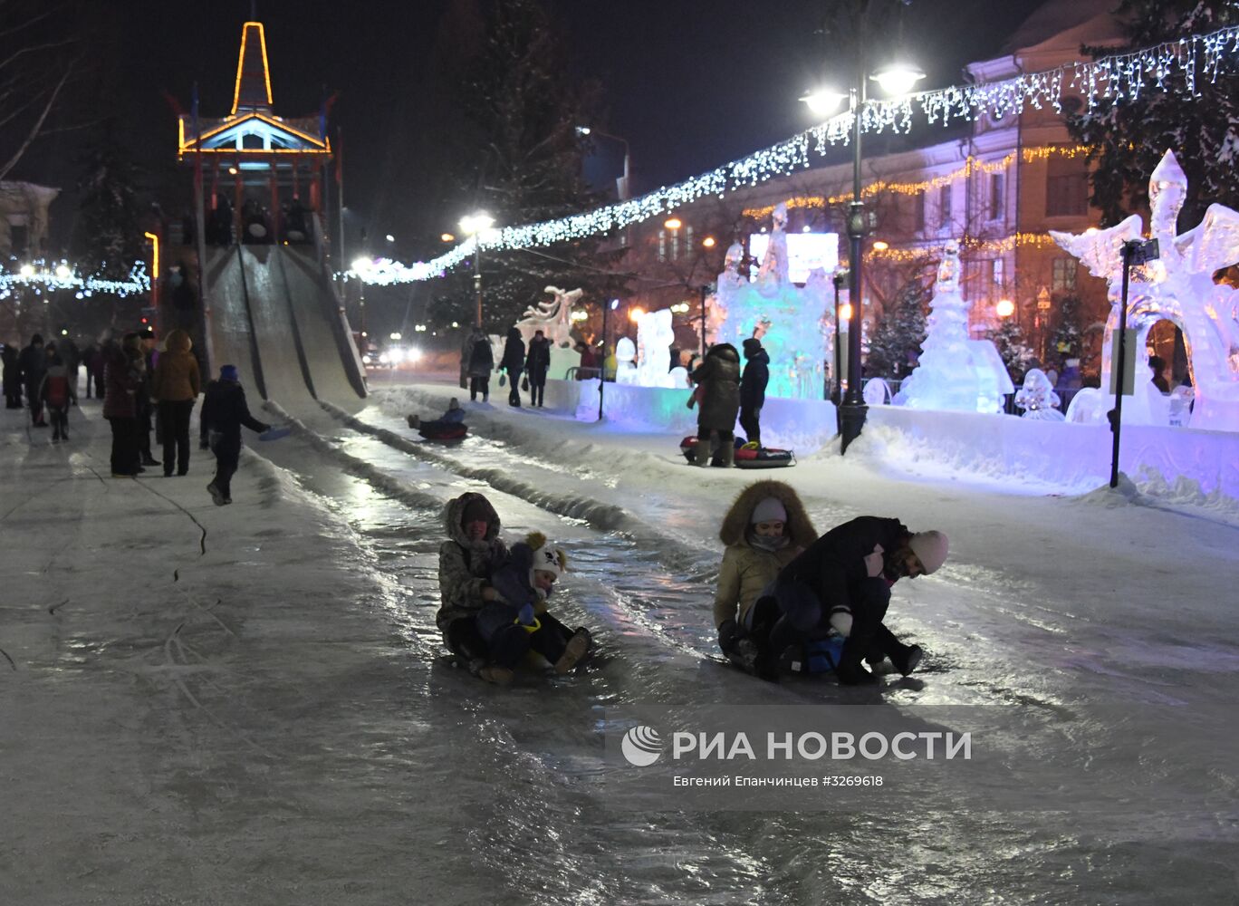 "Ледовый городок" в центре Томска