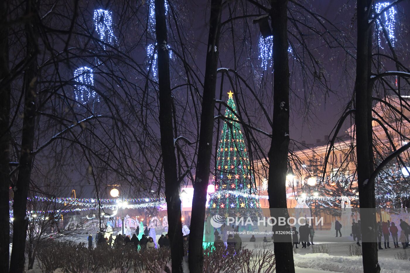 "Ледовый городок" в центре Томска