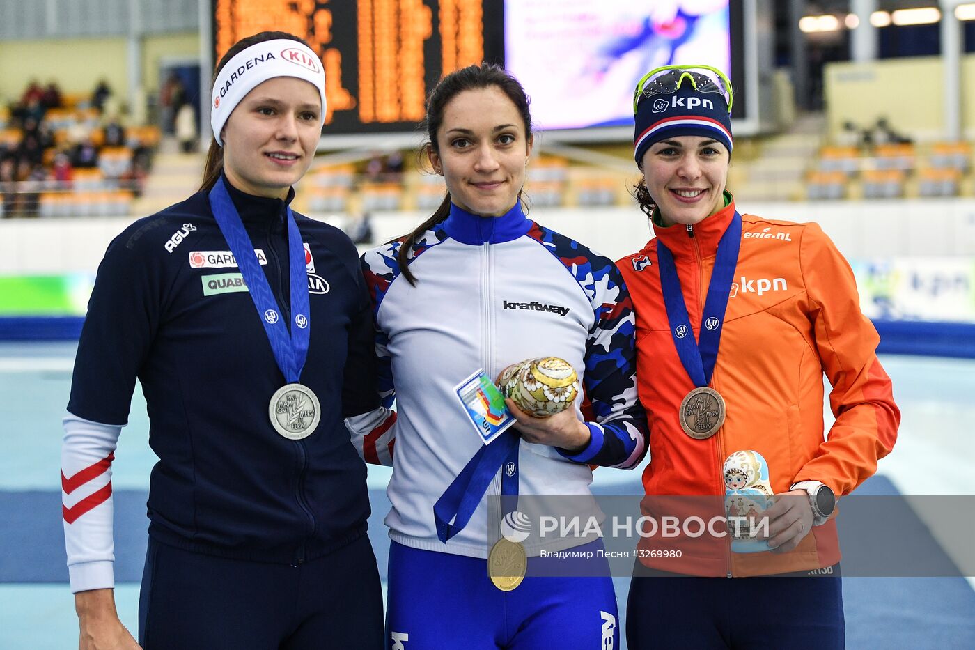 Конькобежный спорт. Чемпионат Европы на отдельных дистанциях. Второй день