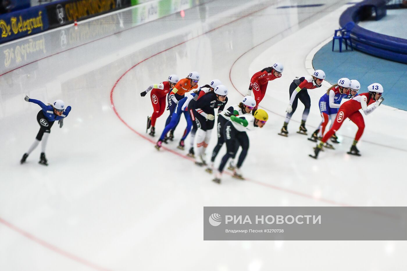 Конькобежный спорт. Чемпионат Европы на отдельных дистанциях. Третий день