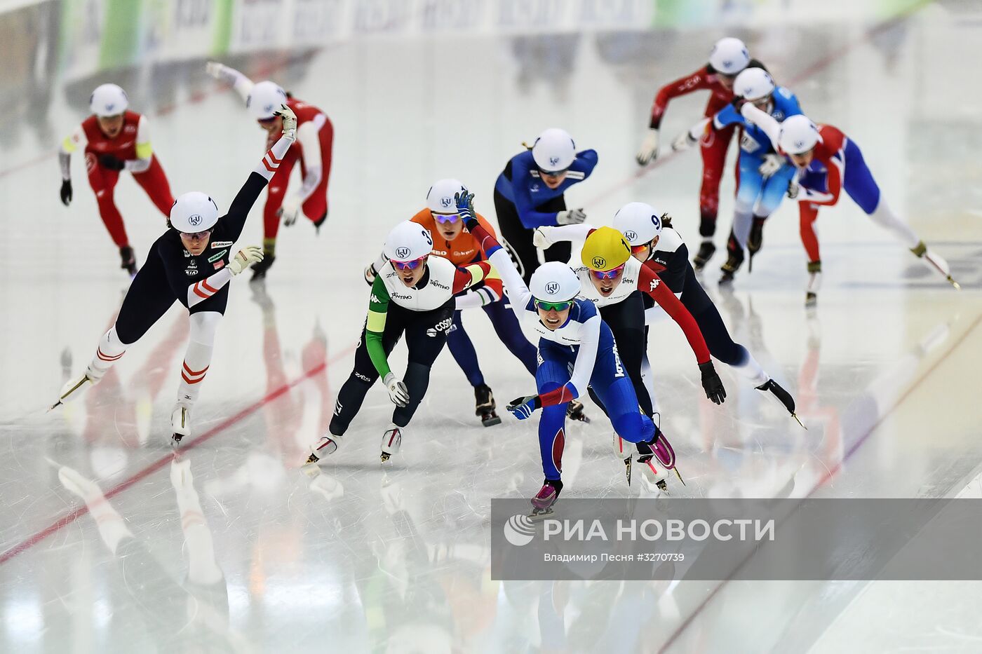 Конькобежный спорт. Чемпионат Европы на отдельных дистанциях. Третий день