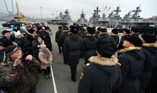 Встреча кораблей Тихоокеанского флота во Владивостоке