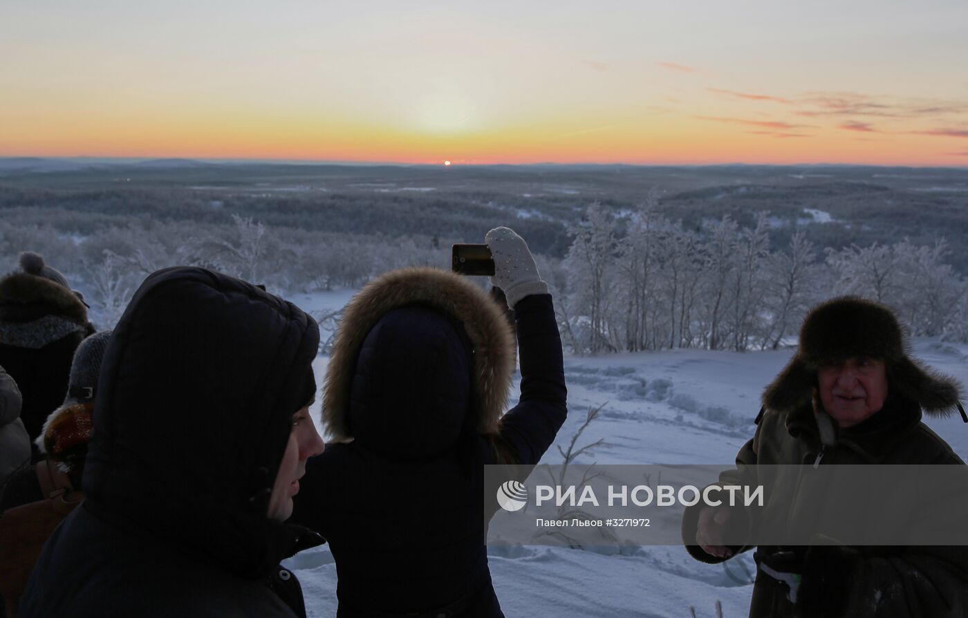 Первый рассвет после полярной ночи в Мурманске